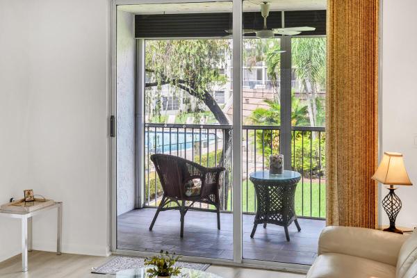 Royal Park Gardens 3, 6800 Royal Palm Blvd #207F, Margate, Florida 33063, image 1