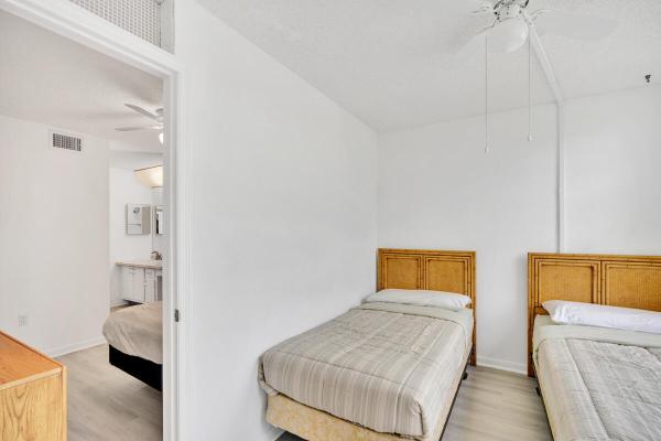 Royal Park Gardens 3, 6800 Royal Palm Blvd #207F, Margate, Florida 33063, image 3