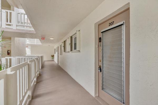 Royal Park Gardens 3, 6800 Royal Palm Blvd #207F, Margate, Florida 33063, image 2