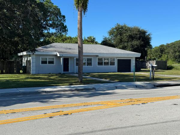 San Lucie Plaza, 2417 Saint Lucie Blvd, Fort Pierce, Florida 34946, image 3