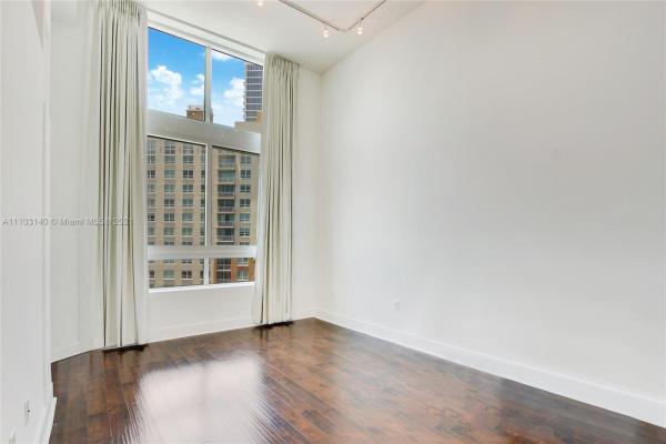 Quantum On The Bay, 1900 N Bayshore Dr #912, Miami, Florida 33132, image 2
