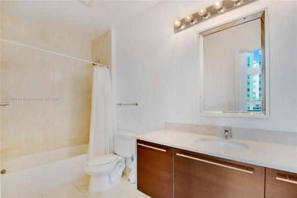 Quantum On The Bay, 1900 N Bayshore Dr #912, Miami, Florida 33132, image 3