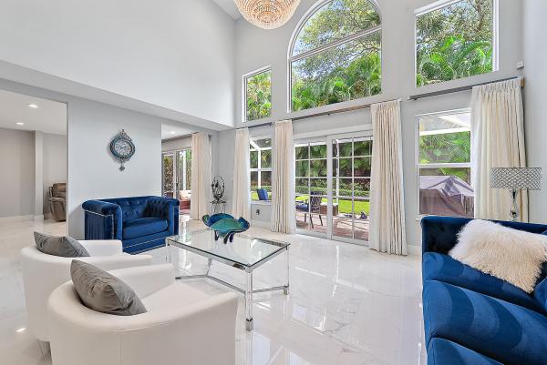 Grand Bay At Oak Harbour, 7 Grand Bay Cir, Juno Beach, Florida 33408, image 3