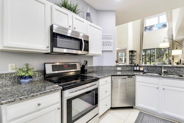 Torrey Pines, 7024 Torrey Pines Cir, Port St. Lucie, Florida 34986, image 3