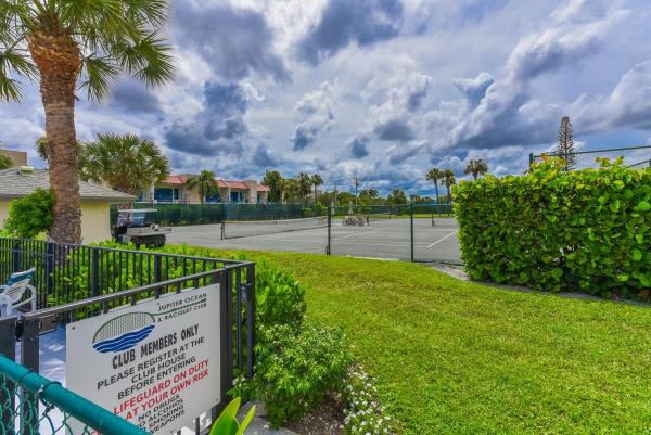 Tennis Villas At Jupiter Ocean & Racquet Club, 1605 S Us Highway 1 #V2-203, Jupiter, Florida 33477, image 1