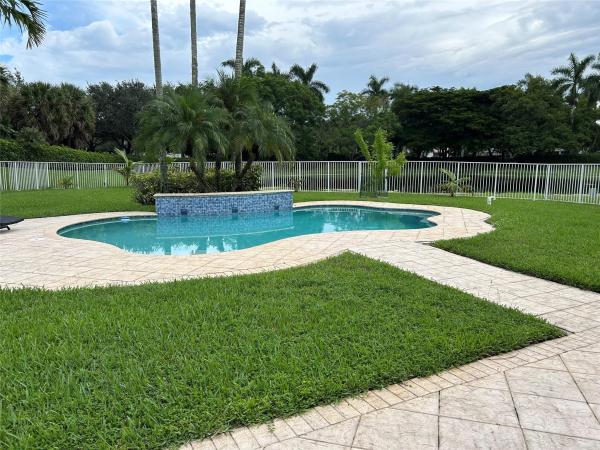 The Preserve, 1094 Bluewood Ter, Weston, Florida 33327, image 2