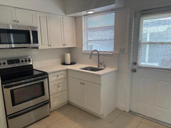 Dorsey Park, 1700 NW 5th St, Fort Lauderdale, Florida 33311, image 1