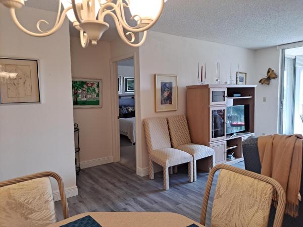Huntington Lakes 2, 6795 Huntington Ln #405, Delray Beach, Florida 33446, image 3