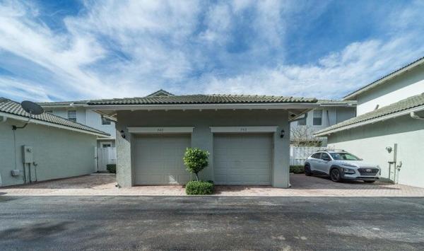 Fairfield Gardens, 948 NW 18th Ave, Boca Raton, Florida 33486, image 1