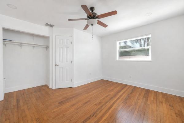 Serubi Court, 3914 Serubi Ave, Palm Springs, Florida 33461, image 3