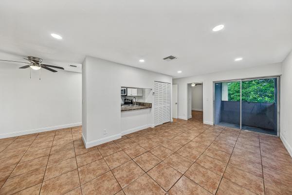 825 SW 10th St #A-D, Hallandale Beach, Florida 33009, image 1