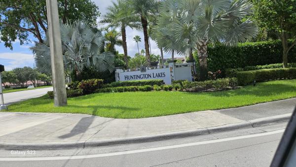 Huntington Lakes 3, 7185 Huntington Ln #101, Delray Beach, Florida 33446, image 2