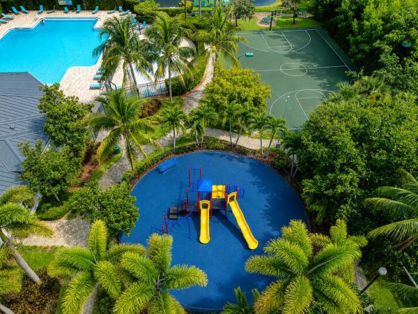 Thousand Oaks, 2145 Oakmont Dr, Riviera Beach, Florida 33404, image 3