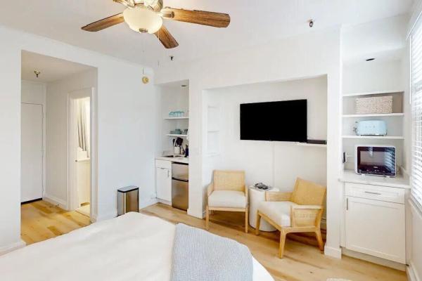 235 Sunrise Ave #3215, Palm Beach, Florida 33480, image 3