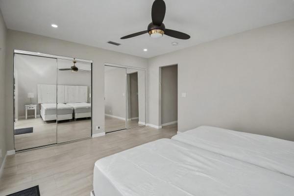 21460 Laguna Dr, Boca Raton, Florida 33433, image 2