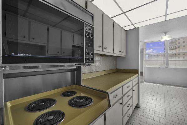 Winston Towers 200, 251 174th St #714, Sunny Isles Beach, Florida 33160, image 1
