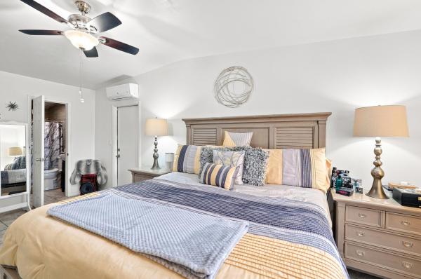 560 Seagrape Rd, Lake Worth, Florida 33462, image 1