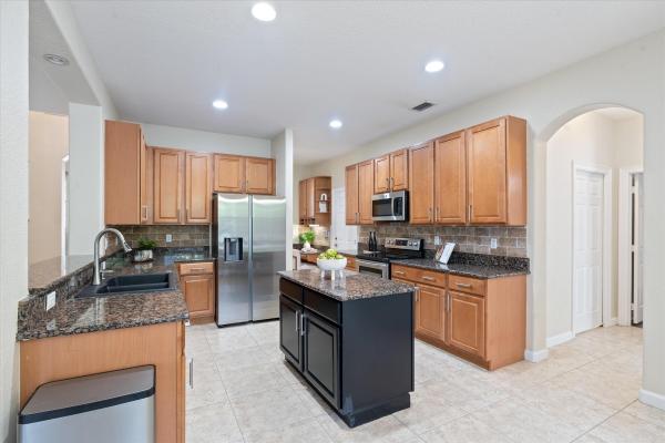 Gables At Northlake, 8501 Portobello Ln, Palm Beach Gardens, Florida 33418, image 2