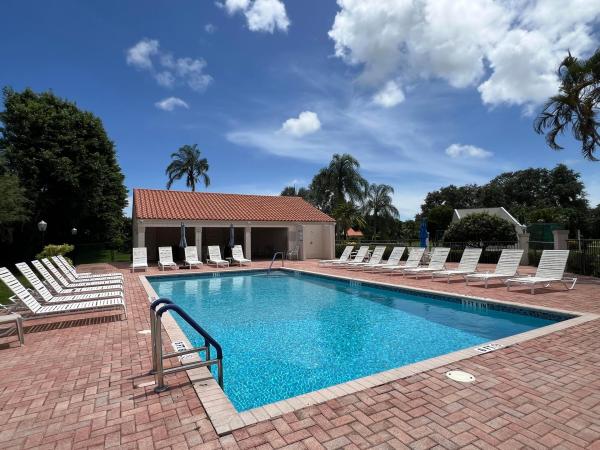 Brentwood Of Boca, 19891 Oslo Ct, Boca Raton, Florida 33434, image 1