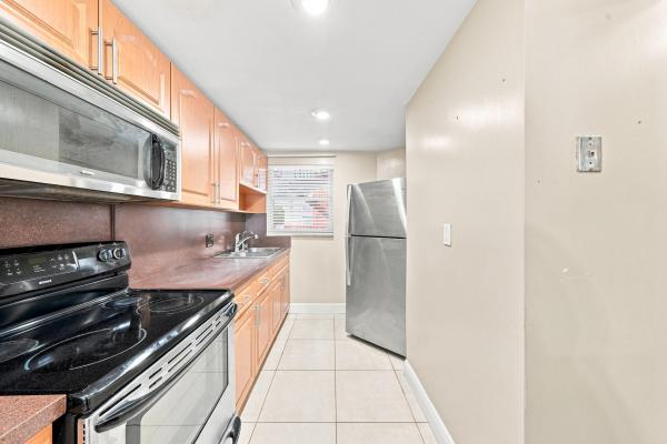 Casa Del Sol, 1750 W 46th St #242, Hialeah, Florida 33012, image 2