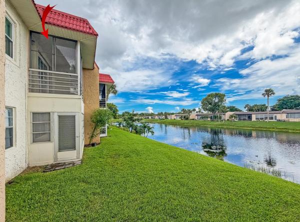 156 Lake Evelyn Dr, West Palm Beach, Florida 33411, image 2