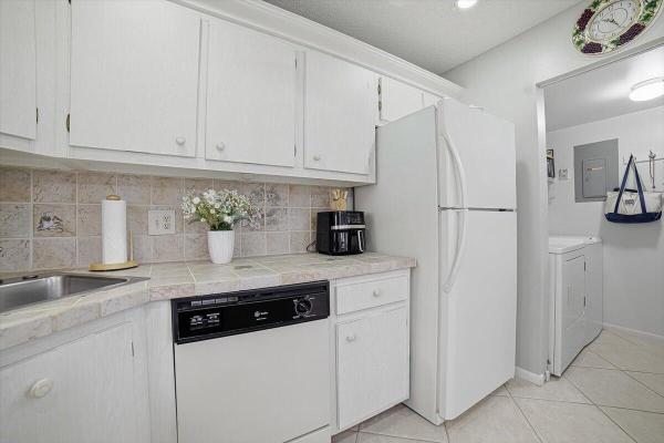 Pine Ridge South 3, 331 Knotty Pine Cir #D-2, Greenacres, Florida 33463, image 1