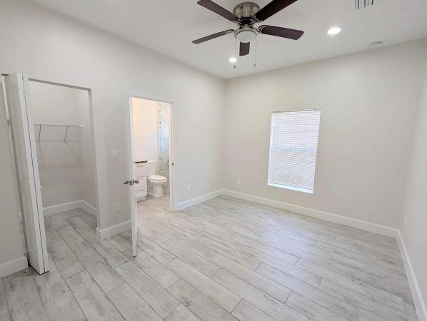 Fontaine, 1562 W 26th Ct, Riviera Beach, Florida 33404, image 3