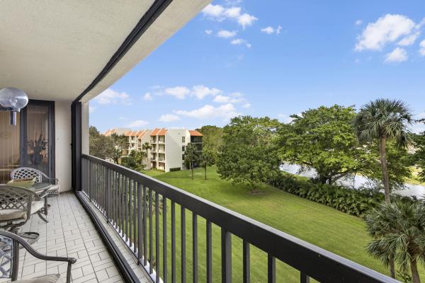 The Envoy, 2480 Presidential Way #403, West Palm Beach, Florida 33401, image 3