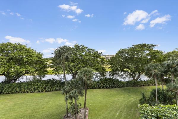 The Envoy, 2480 Presidential Way #403, West Palm Beach, Florida 33401, image 2