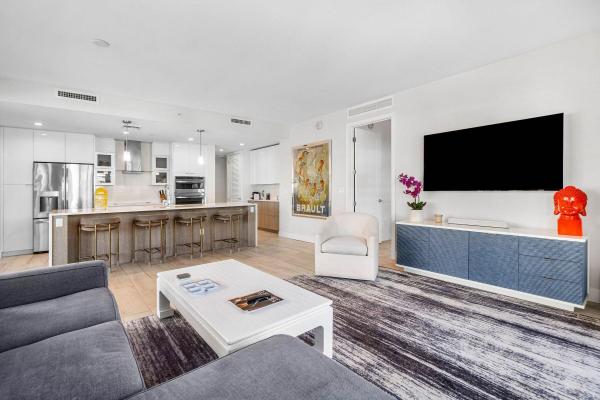 1 S Palmway #203, Lake Worth Beach, Florida 33460, image 3
