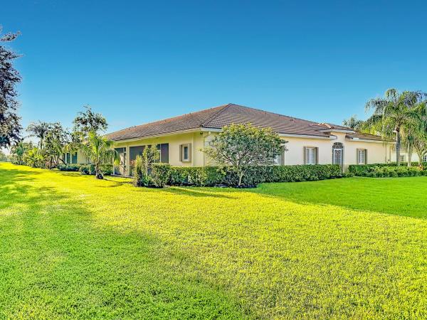 Lighthouse Pointe At Baywinds, 9967 Galleon Dr, West Palm Beach, Florida 33411, image 3
