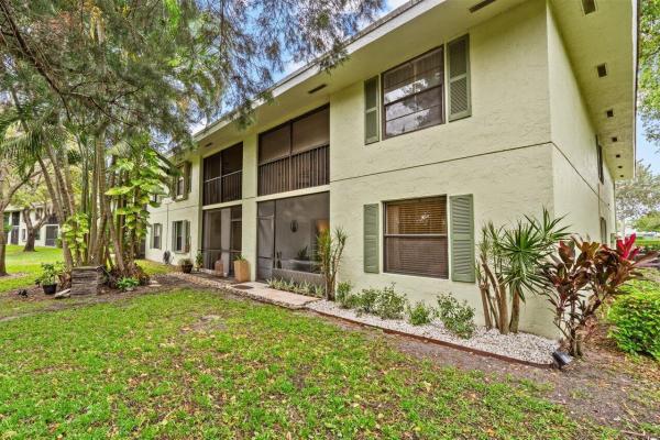 Sabal Ridge, 2001 Sabal Ridge Ct #A, Palm Beach Gardens, Florida 33418, image 3