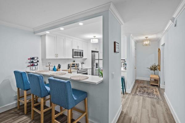 Sabal Ridge, 2001 Sabal Ridge Ct #A, Palm Beach Gardens, Florida 33418, image 1