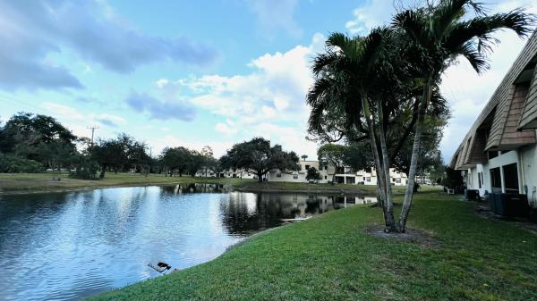 4205 Oak Terrace Dr, Greenacres, Florida 33463, image 2