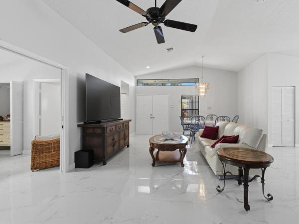 Palm Shores, 8901 Boatswain Dr, Boynton Beach, Florida 33436, image 2