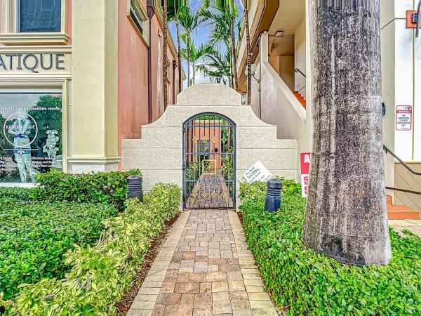 801 E Palmetto Park Rd #809, Boca Raton, Florida 33432, image 1