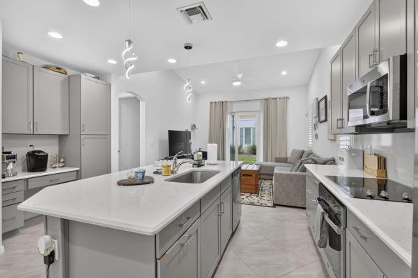 Trevi Isle, 12929 Trevi Isle Dr, Palm Beach Gardens, Florida 33418, image 3