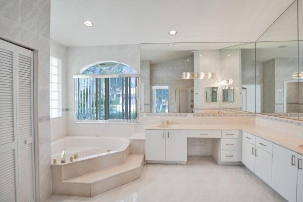 Camelot Lakes, 11340 Lake Shore Dr, Cooper City, Florida 33026, image 1