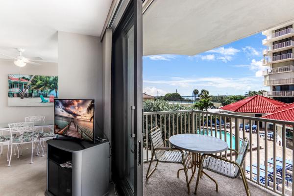 Dunes Towers, 5480 N Ocean Dr #A1D, Riviera Beach, Florida 33404, image 2