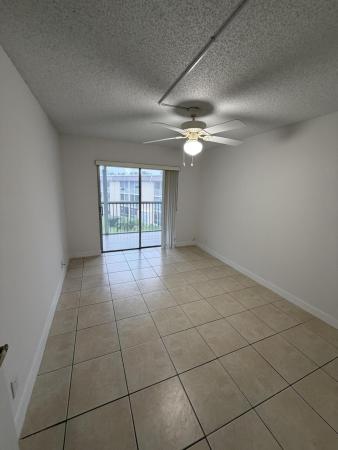 Village Green 2, 700 Village Green Ct #314, Palm Springs, Florida 33461, image 3