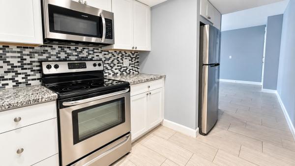 Manor Grove Village, 1950 N Andrews Ave #109D, Wilton Manors, Florida 33305, image 3