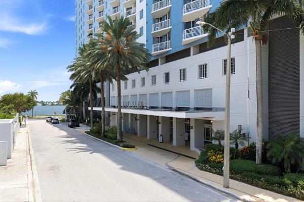 The Slade, 1551 N Flagler Dr #PH-L16, West Palm Beach, Florida 33401, image 3