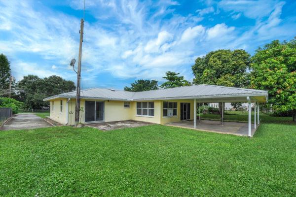 Del Rio, 446 Santa Fe Rd, West Palm Beach, Florida 33406, image 3