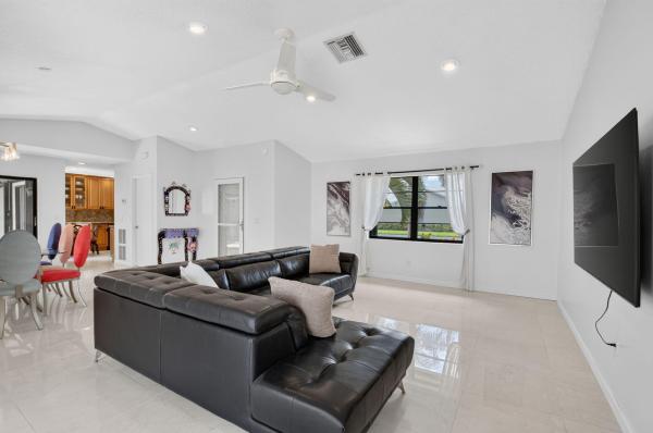 River Oaks, 9177 SW 22nd St #B, Boca Raton, Florida 33428, image 3