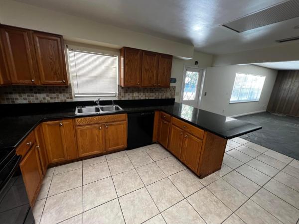 Maravilla Estates, 1024 Jamaica Ave, Fort Pierce, Florida 34982, image 2