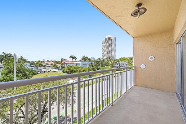Florence, 17051 NE 35th Ave #307, North Miami Beach, Florida 33160, image 1