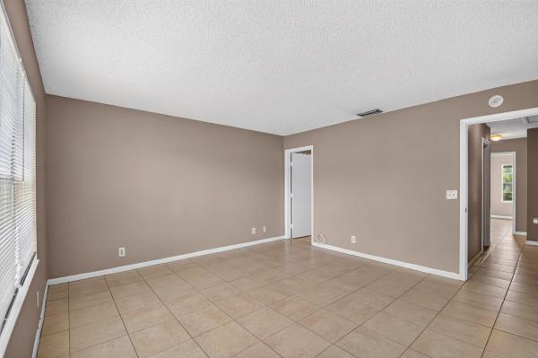 The Palm Club West Village, 3700 Savoy Ln #E, West Palm Beach, Florida 33417, image 2