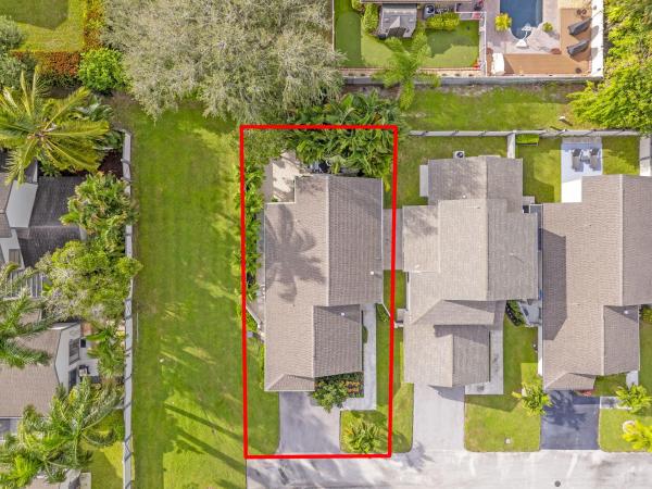 Bedford Mews At Wellington, 2474 Bedford Mews Dr, Wellington, Florida 33414, image 2