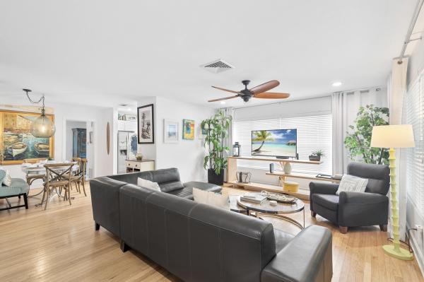 Lake Worth Town, 1601 S Palmway, Lake Worth Beach, Florida 33460, image 3