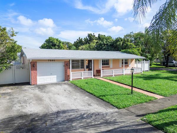 Boulevard Heights, 7081 Taylor St, Hollywood, Florida 33024, image 1